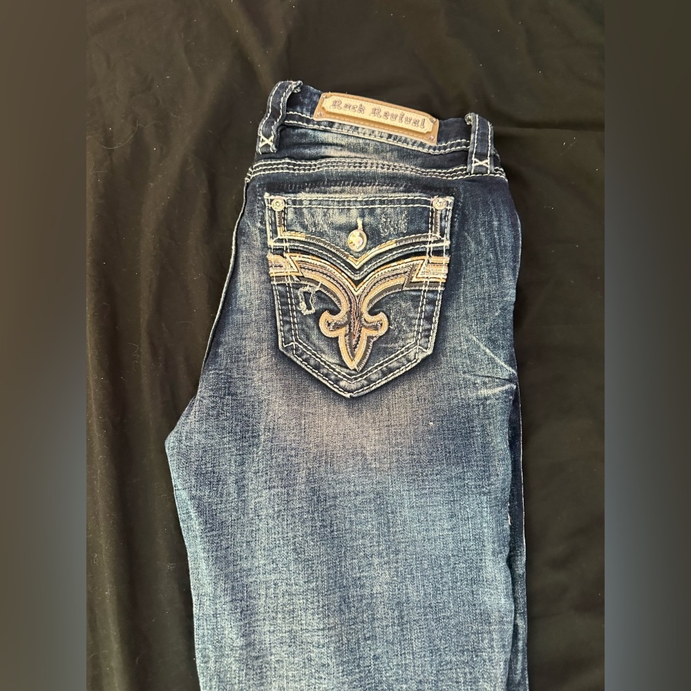 ROCK REVIVAL SIZE 29